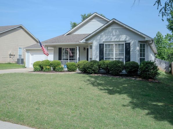 2304 Russet Meadows Ter, Birmingham, AL 35244