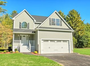 135 Brookline St, Pepperell, MA 01463