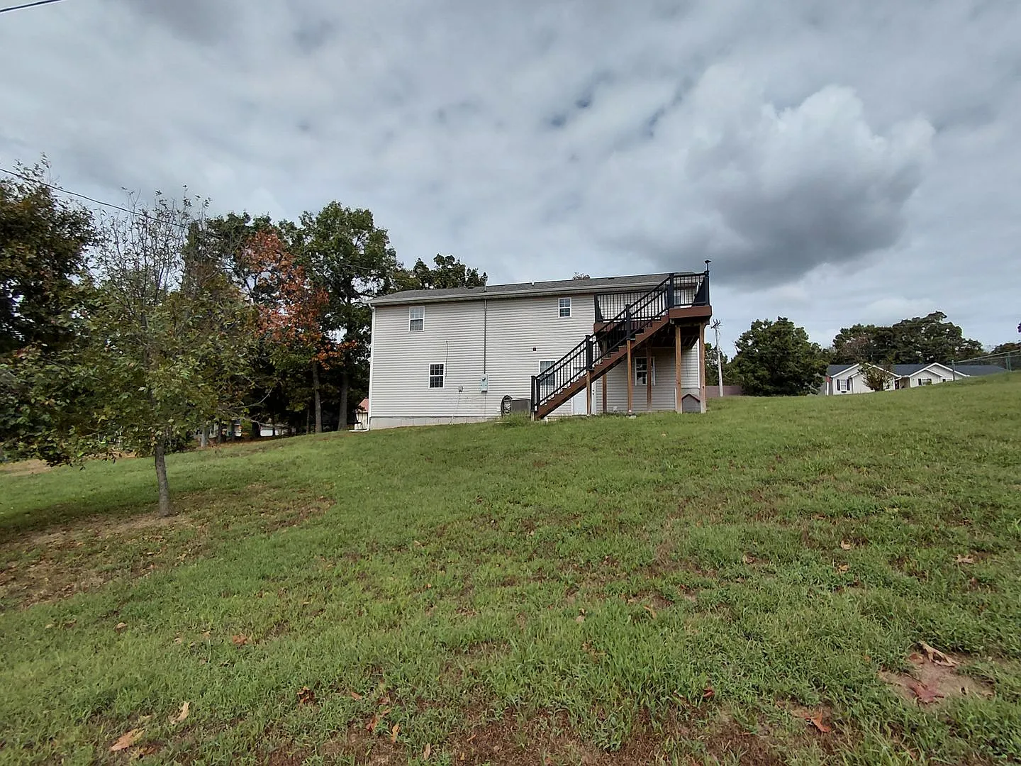 Large home close to post! — Photo 3