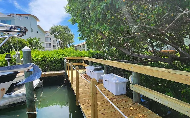 1515 Pinellas Bayway S #17 — Photo 17