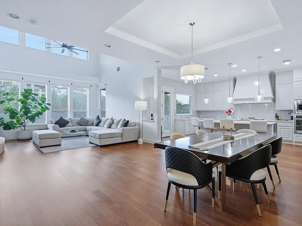 202 Mia Dr