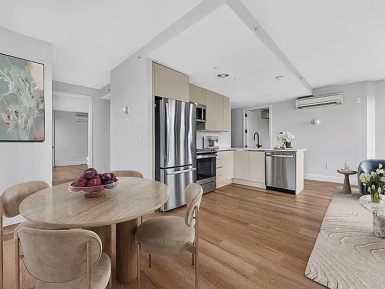 130 Hope St #615 — Photo 1