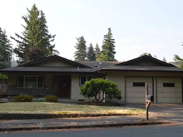 15236 SE Kelly St, Portland, OR 97236