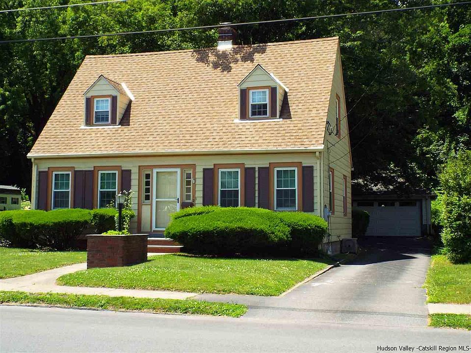 1st image of 126 Elm St