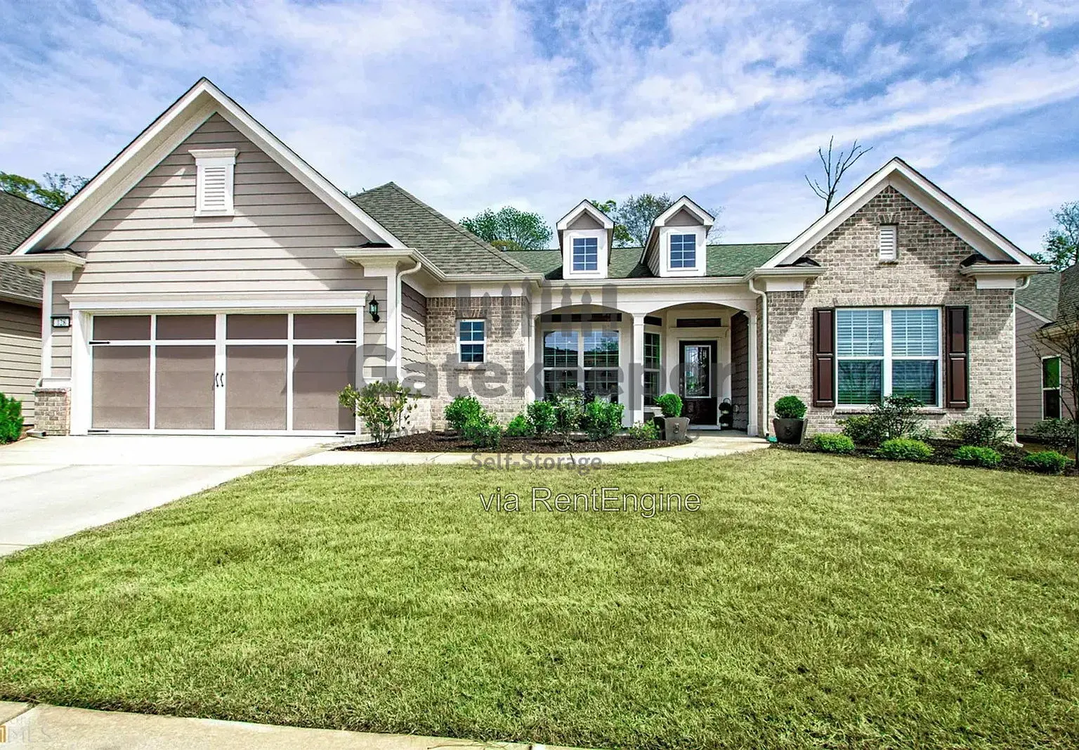 2 bed, 2.5 bath, 2600 sqft, $2,800 — Photo 1