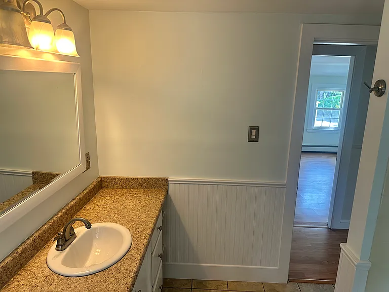 324 Elm St #A — Photo 35
