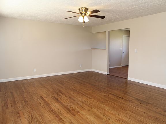 4th image of 9360 Shroyer Dr