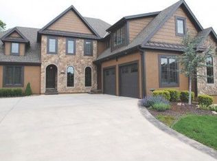 6800 Longview St, Shawnee, KS 66218