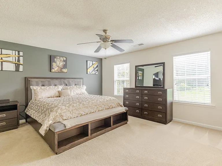 Imperial Cir SW — Photo 13