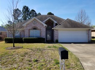 4120 Castlegate Dr, Paris, TX 75462