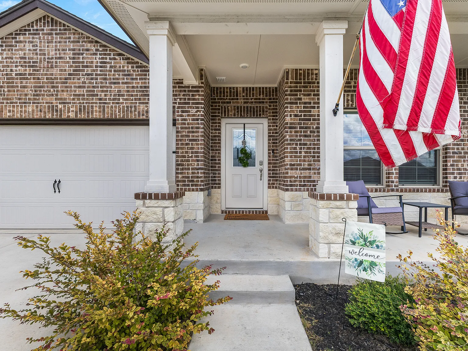 4 bed, 1783 sqft, $2,100 — Photo 3