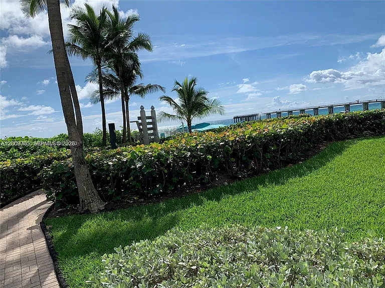 16711 Collins Ave #602 — Photo 35