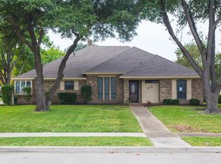 614 S Briarcrest Dr, Richardson, TX 75081