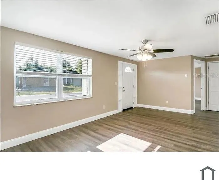 3336 Rosefield Dr — Photo 3