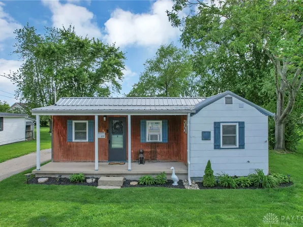 69 Hulse St, Sabina, OH 45169