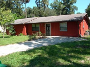 409 Alhambra Ave, De Leon Springs, FL 32130