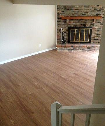 Fireplace in Livingroom