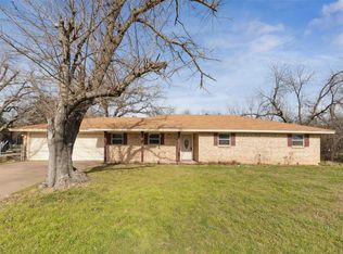 311 E Wilbarger St, Bowie, TX 76230
