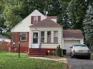 552 W 5th Ave, Roselle, NJ