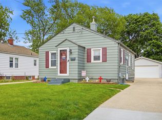 2613 53rd St, Des Moines, IA 50310