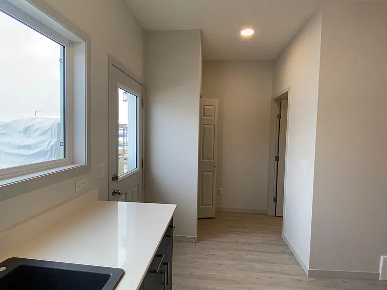 6285 175a Ave NW — Photo 6