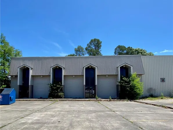 409 Churchill St, Lake Charles, LA 70605