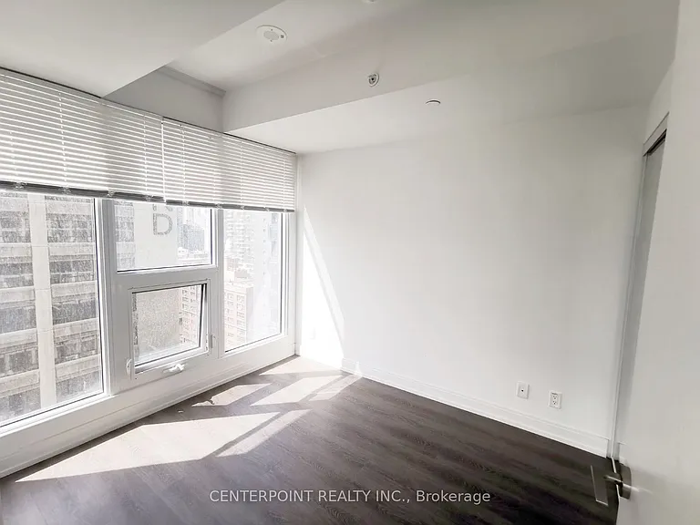 181 Dundas St E #1805 — Photo 11
