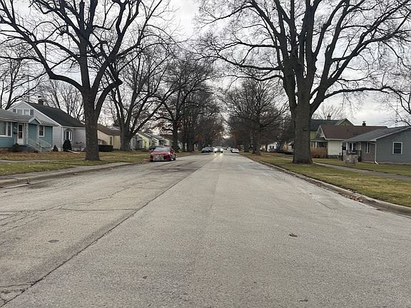 4th image of 235 N Blaine Ave