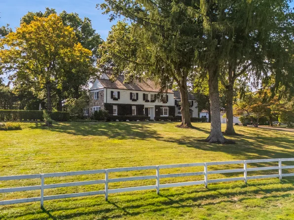 508 Round Hill Rd, Greenwich, CT 06831