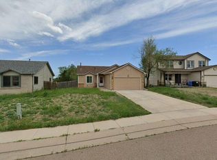 563 Kearney Ave S, Colorado Springs, CO 80906