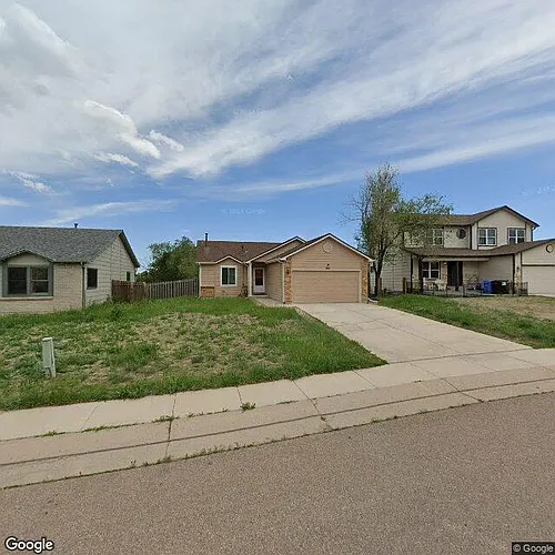 563 Kearney Ave S Photo 1