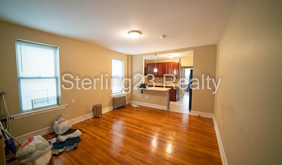 1st image of 2147 27th St #A4