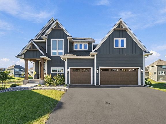 2nd image of 10229 Queensland Ln N