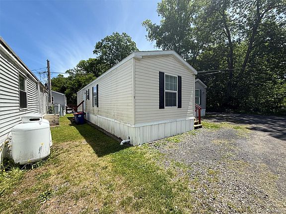 2nd image of 701 Sawkill Road #9