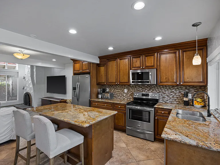 7118 E Buena Terra Way — Photo 27