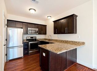 1576 Wickham Pond Dr #B, Charlottesville, VA 22901