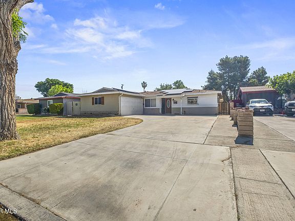 3rd image of 45014 17th St W