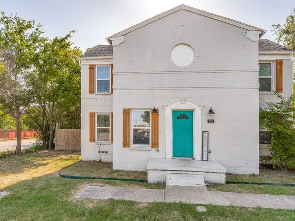 321 SE 13th St, Grand Prairie, TX 75051