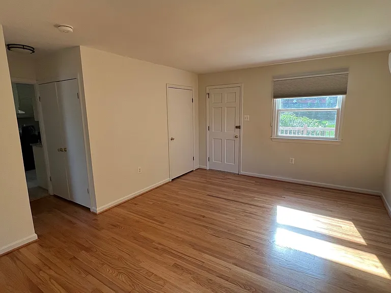11208 Ashley Dr — Photo 10