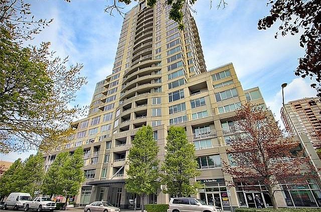 Art Deco Design building. first level parking, beautifully maintained and literally the most generous facilities in Belltown!