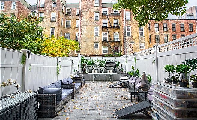 1st image of 405 E 78th St APT 1C