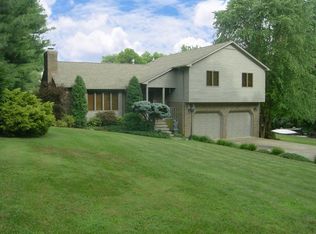4711 Becker Dr, Owensboro, KY 42303