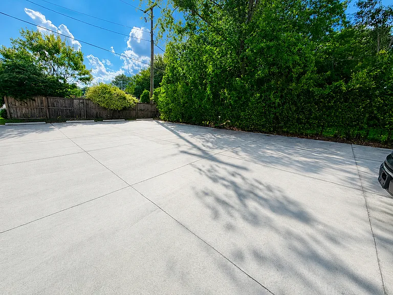 2035 Rosewood Dr #A — Photo 31
