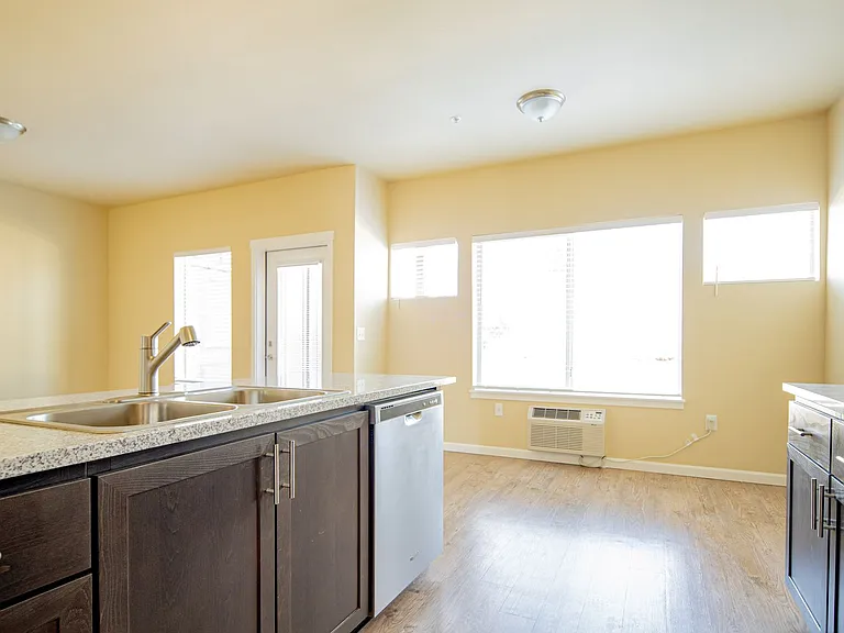 Willow Tree Place — Photo 22