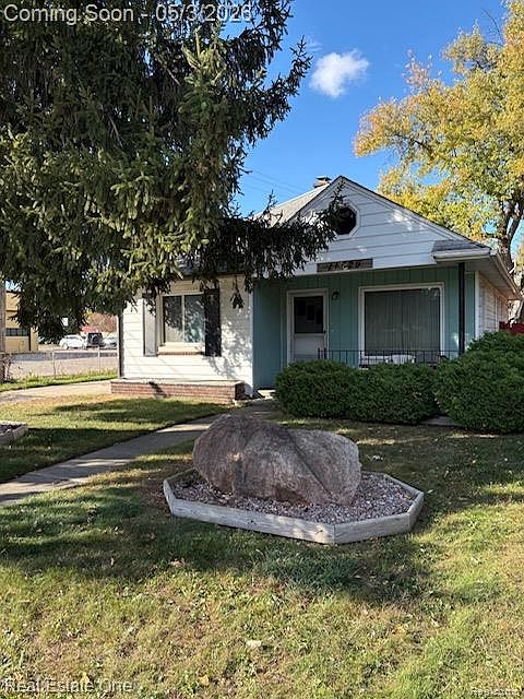 1st image of 11629 Centralia Ave