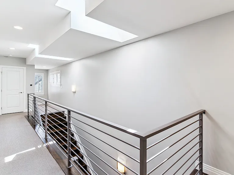 2428 N Clarkson St — Photo 16