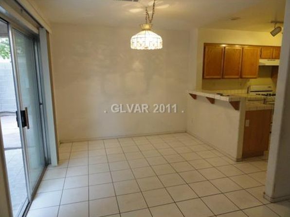 2384 Cliffwood Dr, Henderson, NV 89074