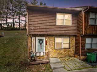 2590 Townhouse St, Christiansburg, VA 24073