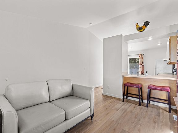 4th image of 3404 S Poco Loco Pl