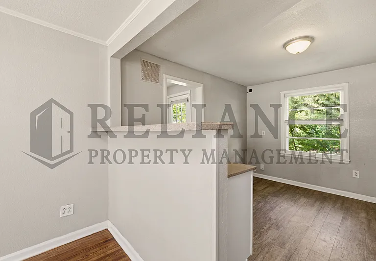 1126 S Silverdale Ct — Photo 17
